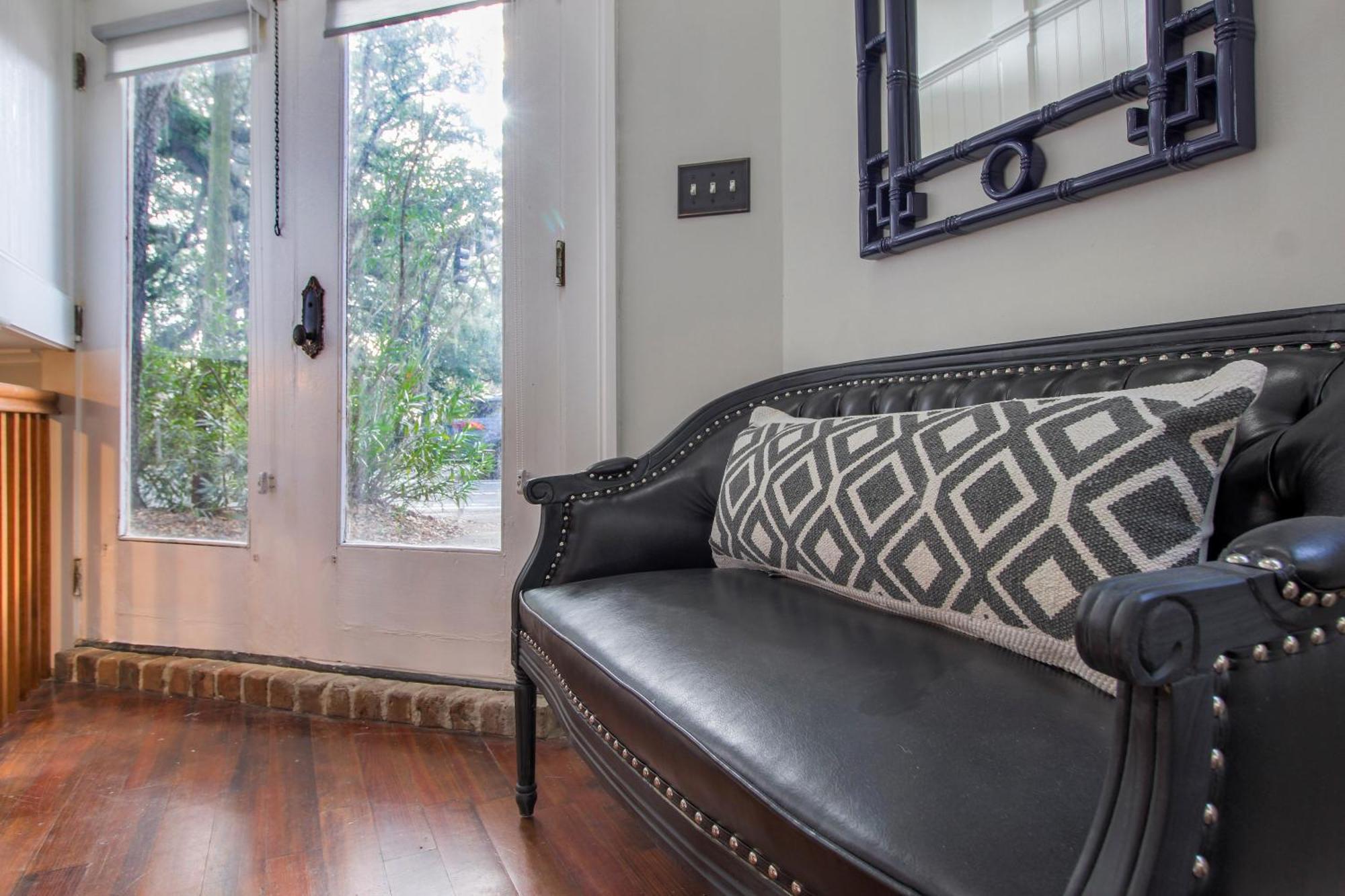 Walk To It All In Downtown, Double King Beds Savannah Ngoại thất bức ảnh