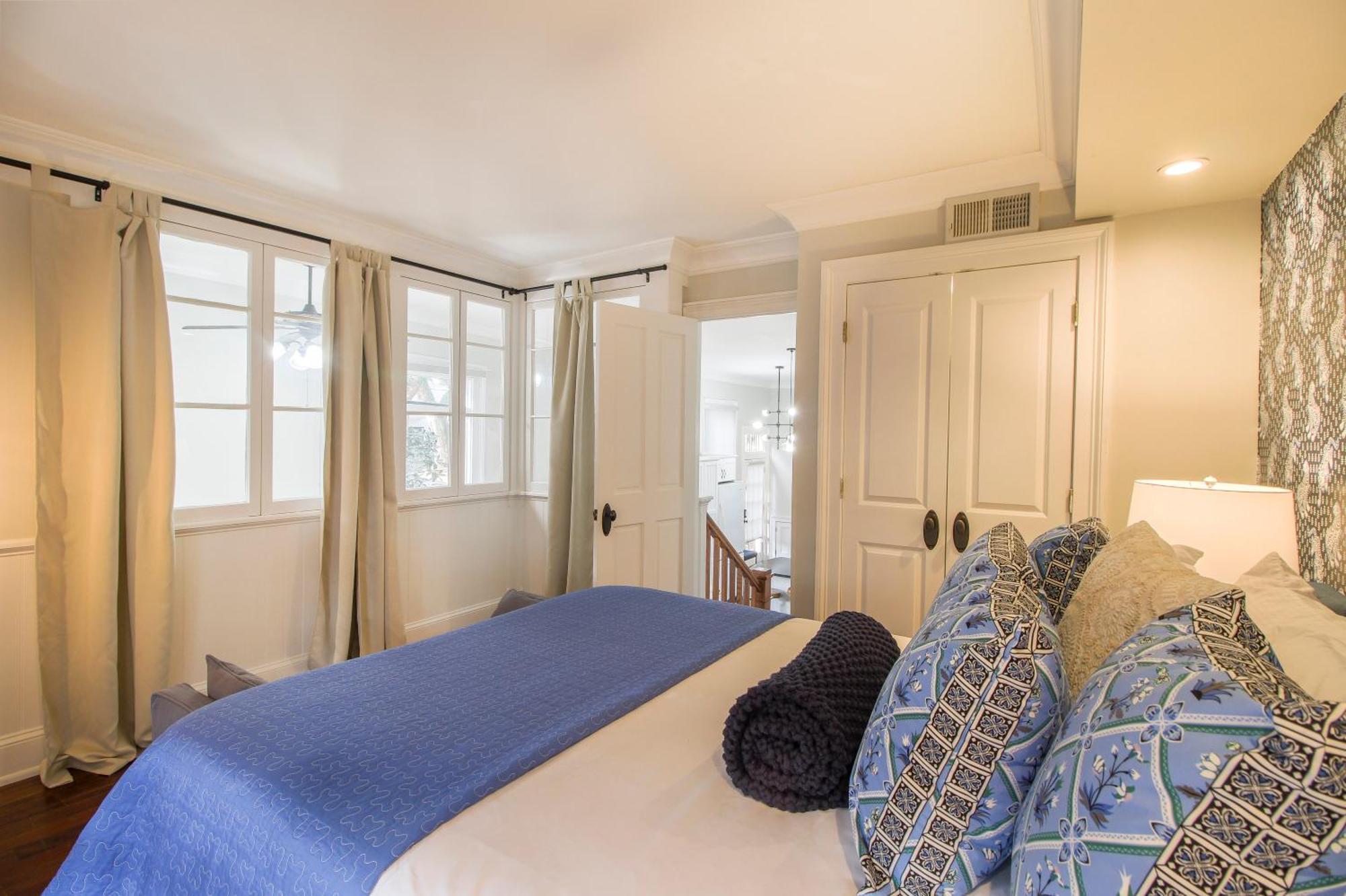 Walk To It All In Downtown, Double King Beds Savannah Ngoại thất bức ảnh
